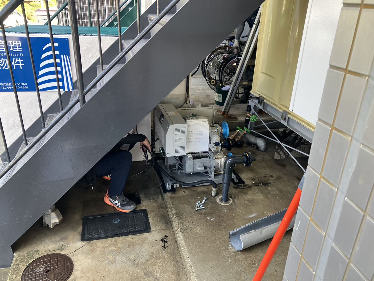 既設ポンプ取り外し作業